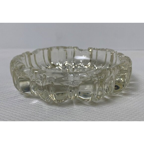 Vintage Clear Glass Ashtray Fluted Design 4.25" Round 5 Notch Mid Century Modern - Picture 14 of 14